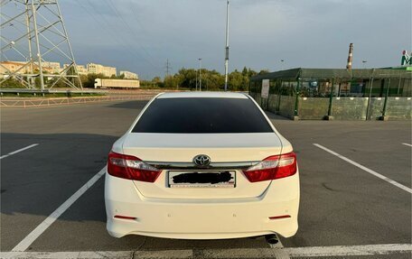 Toyota Camry, 2013 год, 1 550 000 рублей, 4 фотография