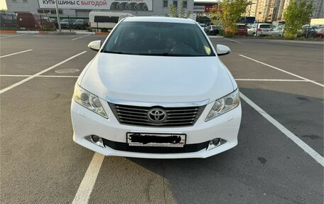 Toyota Camry, 2013 год, 1 550 000 рублей, 5 фотография