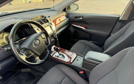 Toyota Camry, 2013 год, 1 550 000 рублей, 10 фотография