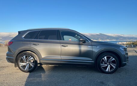 Volkswagen Touareg III, 2021 год, 8 850 000 рублей, 6 фотография