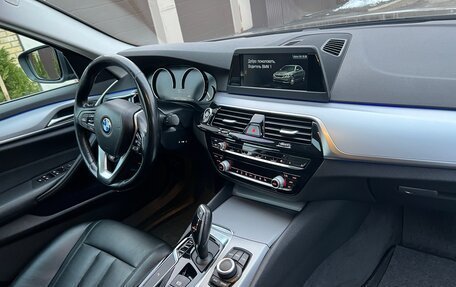 BMW 5 серия, 2018 год, 2 650 000 рублей, 13 фотография