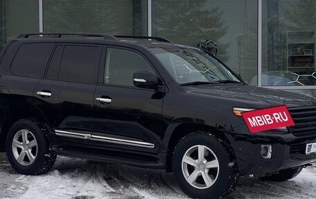 Toyota Land Cruiser 200, 2014 год, 3 990 000 рублей, 7 фотография