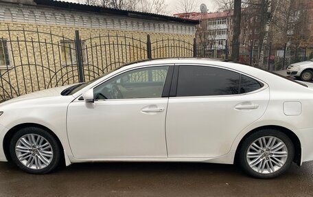 Lexus ES VII, 2013 год, 2 200 000 рублей, 2 фотография