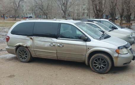 Chrysler Town & Country IV, 2002 год, 395 000 рублей, 7 фотография