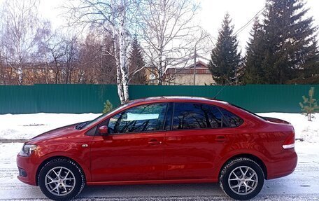 Volkswagen Polo VI (EU Market), 2011 год, 735 000 рублей, 2 фотография