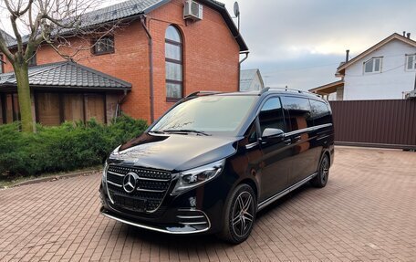 Mercedes-Benz V-Класс, 2024 год, 18 000 000 рублей, 4 фотография