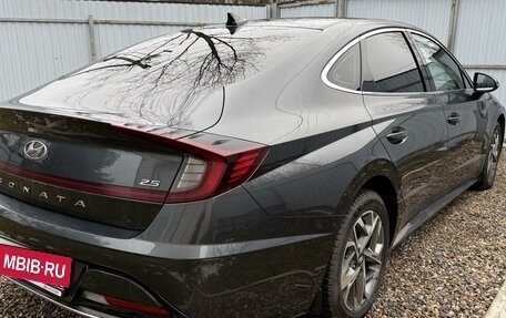 Hyundai Sonata VIII, 2019 год, 2 550 000 рублей, 3 фотография