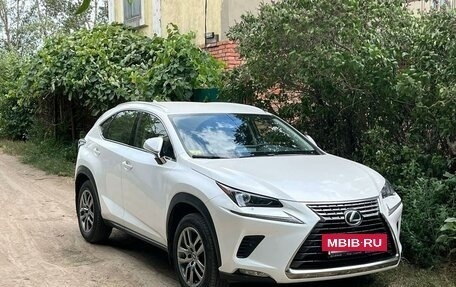 Lexus NX I, 2020 год, 4 600 000 рублей, 3 фотография