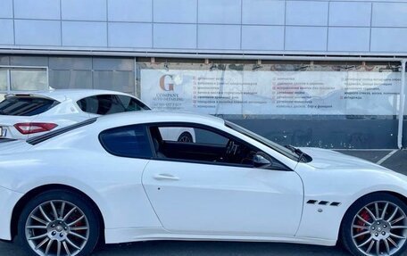 Maserati GranTurismo, 2011 год, 2 808 000 рублей, 10 фотография