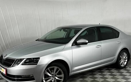 Skoda Octavia, 2019 год, 2 100 000 рублей, 1 фотография