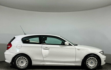 BMW 1 серия, 2011 год, 1 070 000 рублей, 6 фотография