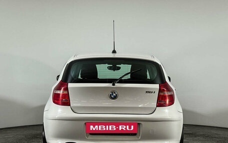 BMW 1 серия, 2011 год, 1 070 000 рублей, 4 фотография