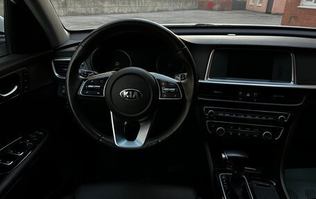 KIA Optima IV, 2018 год, 2 175 000 рублей, 15 фотография