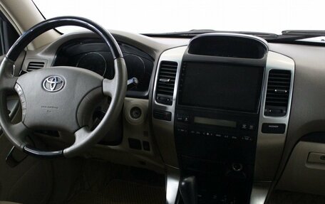 Toyota Land Cruiser Prado 120 рестайлинг, 2008 год, 2 200 000 рублей, 12 фотография