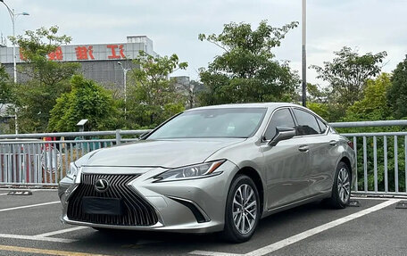 Lexus ES VII, 2021 год, 3 500 000 рублей, 1 фотография