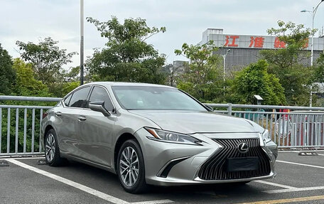 Lexus ES VII, 2021 год, 3 500 000 рублей, 3 фотография