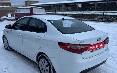 KIA Rio III рестайлинг, 2014 год, 900 000 рублей, 3 фотография