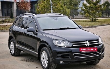 Volkswagen Touareg III, 2013 год, 2 200 000 рублей, 2 фотография