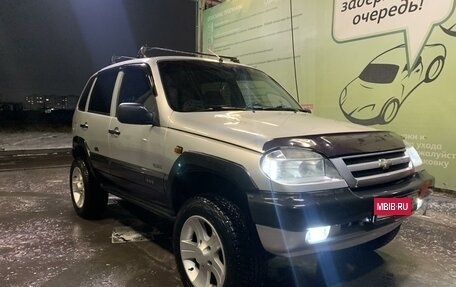 Chevrolet Niva I рестайлинг, 2004 год, 650 000 рублей, 5 фотография