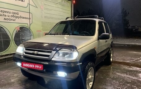 Chevrolet Niva I рестайлинг, 2004 год, 650 000 рублей, 4 фотография