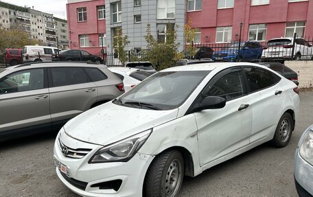 Hyundai Solaris II рестайлинг, 2015 год, 415 000 рублей, 2 фотография