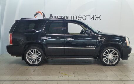 Cadillac Escalade III, 2007 год, 1 490 000 рублей, 4 фотография