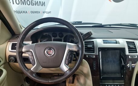 Cadillac Escalade III, 2007 год, 1 490 000 рублей, 9 фотография