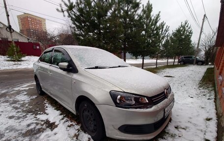 Volkswagen Polo VI (EU Market), 2011 год, 800 000 рублей, 3 фотография