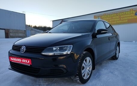 Volkswagen Jetta VI, 2013 год, 875 000 рублей, 5 фотография