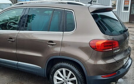 Volkswagen Tiguan I, 2014 год, 2 000 000 рублей, 6 фотография