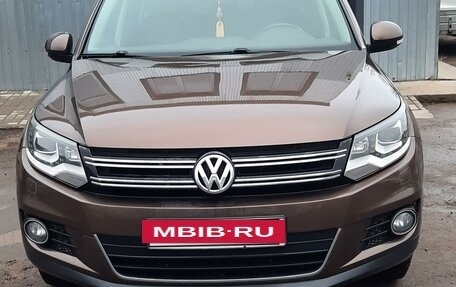 Volkswagen Tiguan I, 2014 год, 2 000 000 рублей, 4 фотография