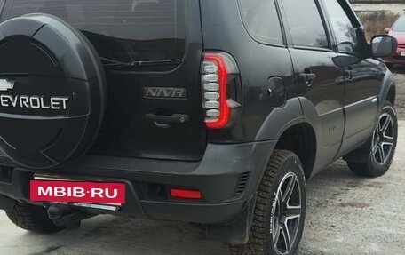 Chevrolet Niva I рестайлинг, 2011 год, 550 000 рублей, 2 фотография