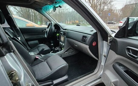 Subaru Forester, 2004 год, 855 000 рублей, 10 фотография