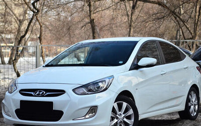 Hyundai Solaris II рестайлинг, 2012 год, 999 000 рублей, 1 фотография