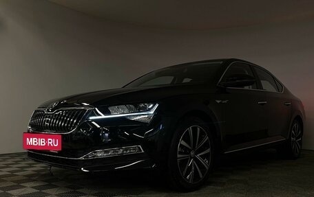 Skoda Superb III рестайлинг, 2024 год, 4 200 000 рублей, 2 фотография