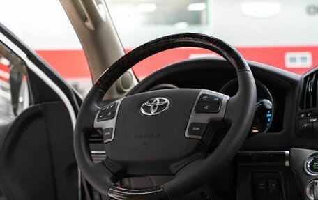 Toyota Land Cruiser 200, 2011 год, 3 349 000 рублей, 16 фотография