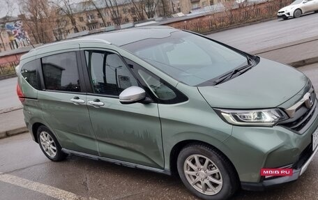 Honda Freed II, 2021 год, 2 300 000 рублей, 9 фотография