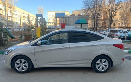 Hyundai Solaris II рестайлинг, 2014 год, 1 150 000 рублей, 4 фотография