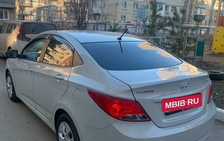 Hyundai Solaris II рестайлинг, 2014 год, 1 150 000 рублей, 3 фотография