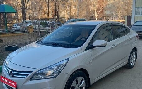 Hyundai Solaris II рестайлинг, 2014 год, 1 150 000 рублей, 10 фотография