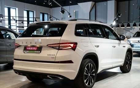 Skoda Kodiaq I, 2024 год, 5 300 000 рублей, 5 фотография