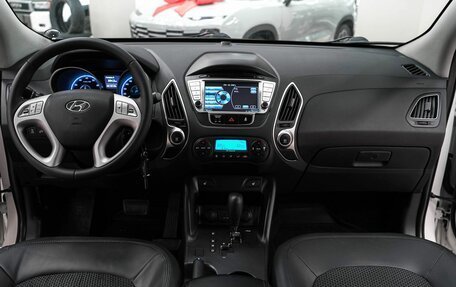 Hyundai ix35 I рестайлинг, 2012 год, 1 299 000 рублей, 17 фотография