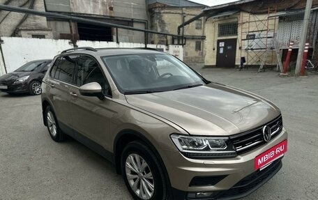 Volkswagen Tiguan II, 2020 год, 2 500 000 рублей, 2 фотография