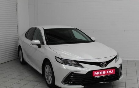 Toyota Camry, 2021 год, 3 320 000 рублей, 3 фотография