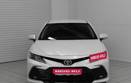 Toyota Camry, 2021 год, 3 320 000 рублей, 2 фотография