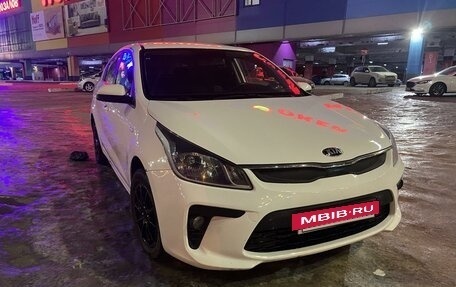 KIA Rio IV, 2018 год, 1 390 000 рублей, 2 фотография