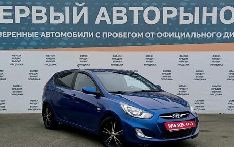 Hyundai Solaris II рестайлинг, 2013 год, 885 000 рублей, 3 фотография