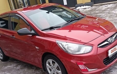 Hyundai Solaris II рестайлинг, 2014 год, 1 070 000 рублей, 2 фотография