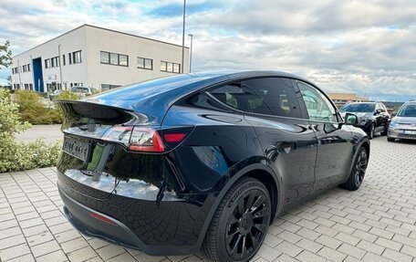 Tesla Model Y I, 2023 год, 6 590 000 рублей, 5 фотография