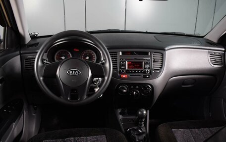 KIA Rio II, 2010 год, 820 000 рублей, 6 фотография